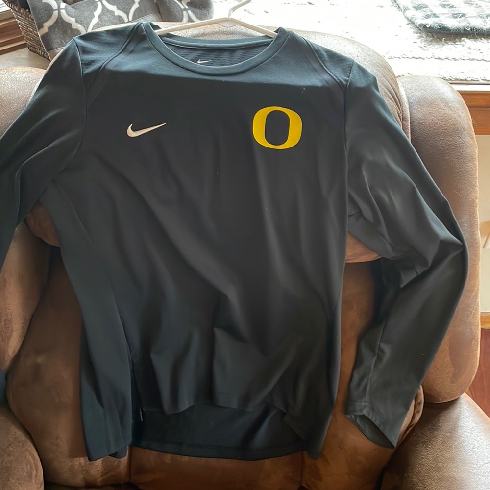 Nike Oregon ducks long sleeve shirt